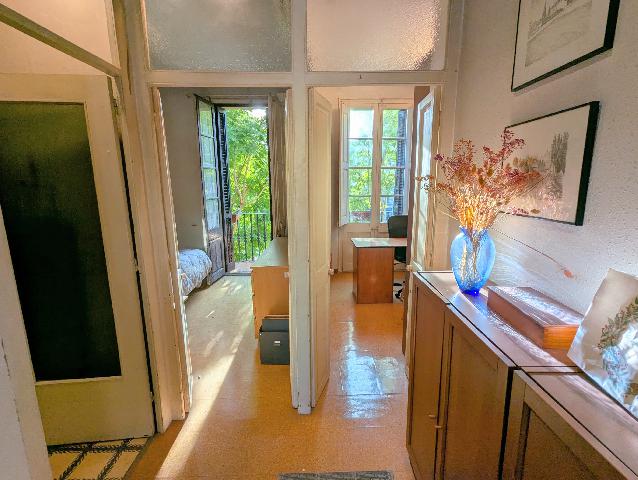 Imagen 2 Inmueble 300513 - Piso en venta en Barcelona / Ramon y Cajal con Plaça Joanic