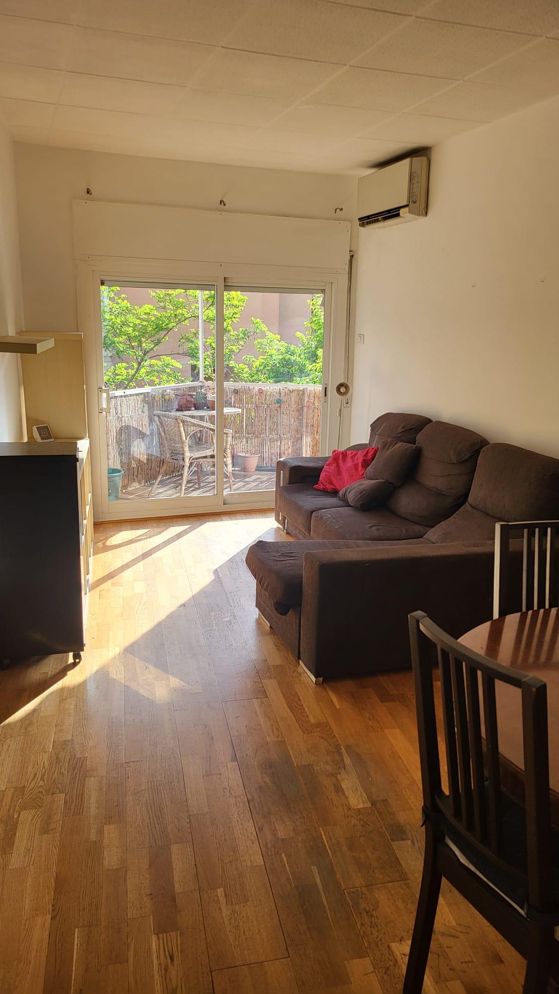 Imagen 4 Piso en venta en Barcelona / Napols - Travessera de Gràcia