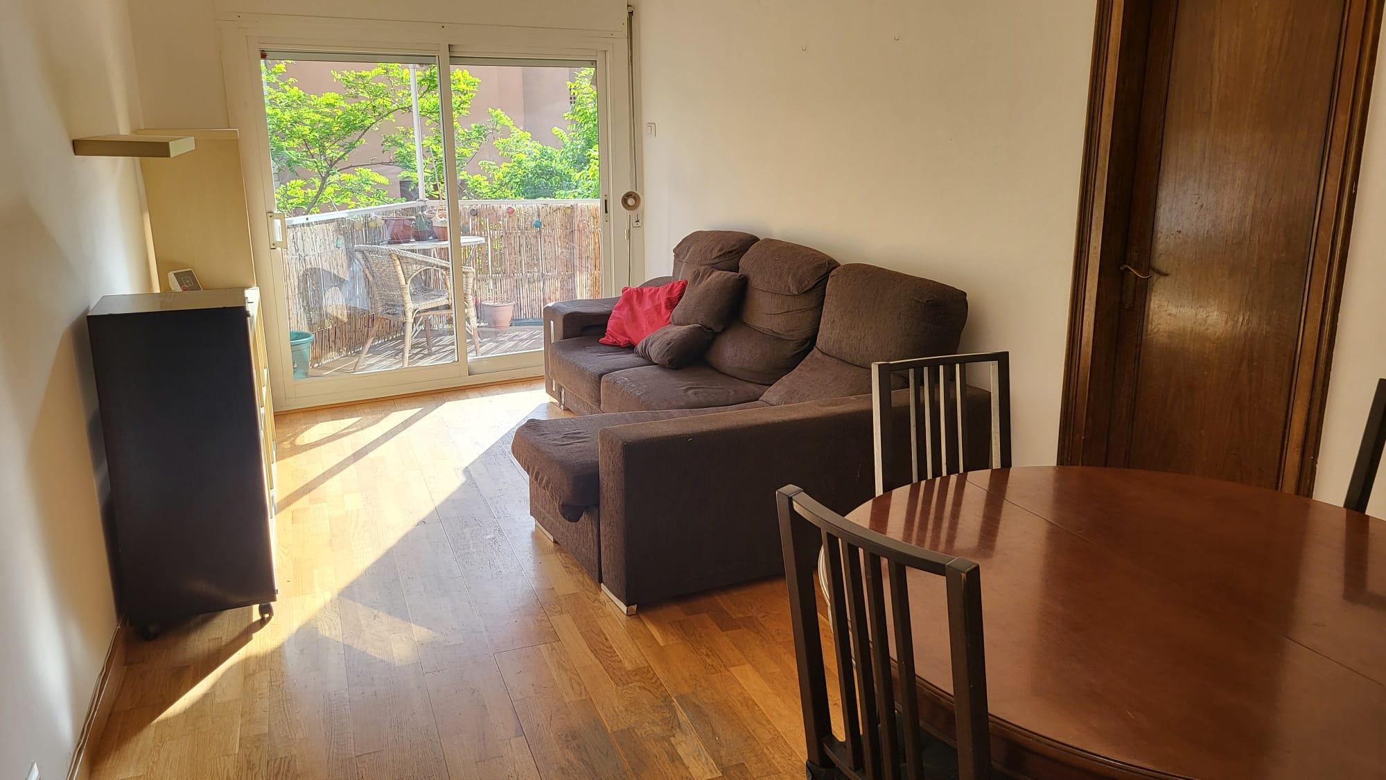 Imagen 2 Piso en venta en Barcelona / Napols - Travessera de Gràcia