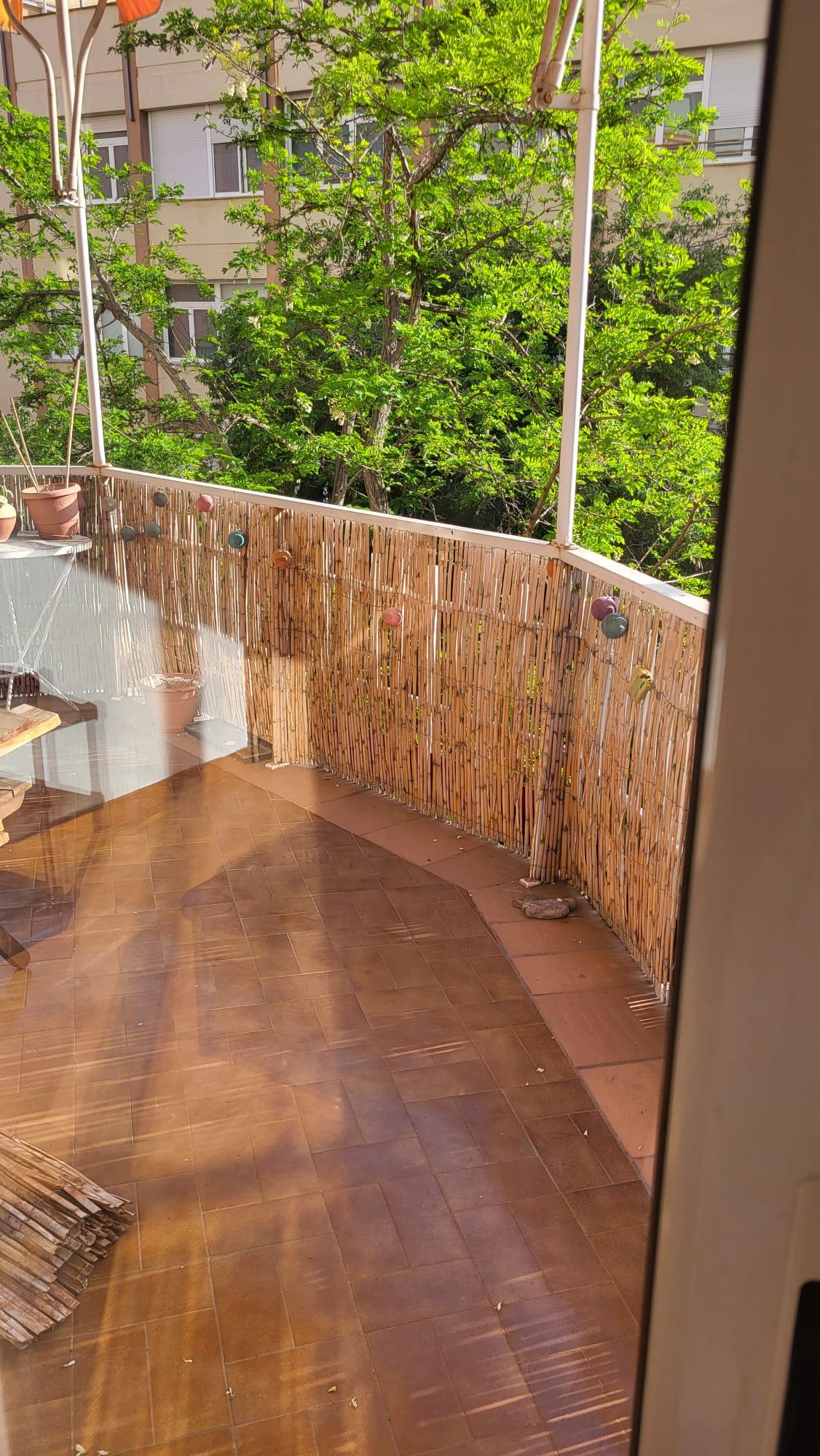 Imagen 1 Piso en venta en Barcelona / Napols - Travessera de Gràcia