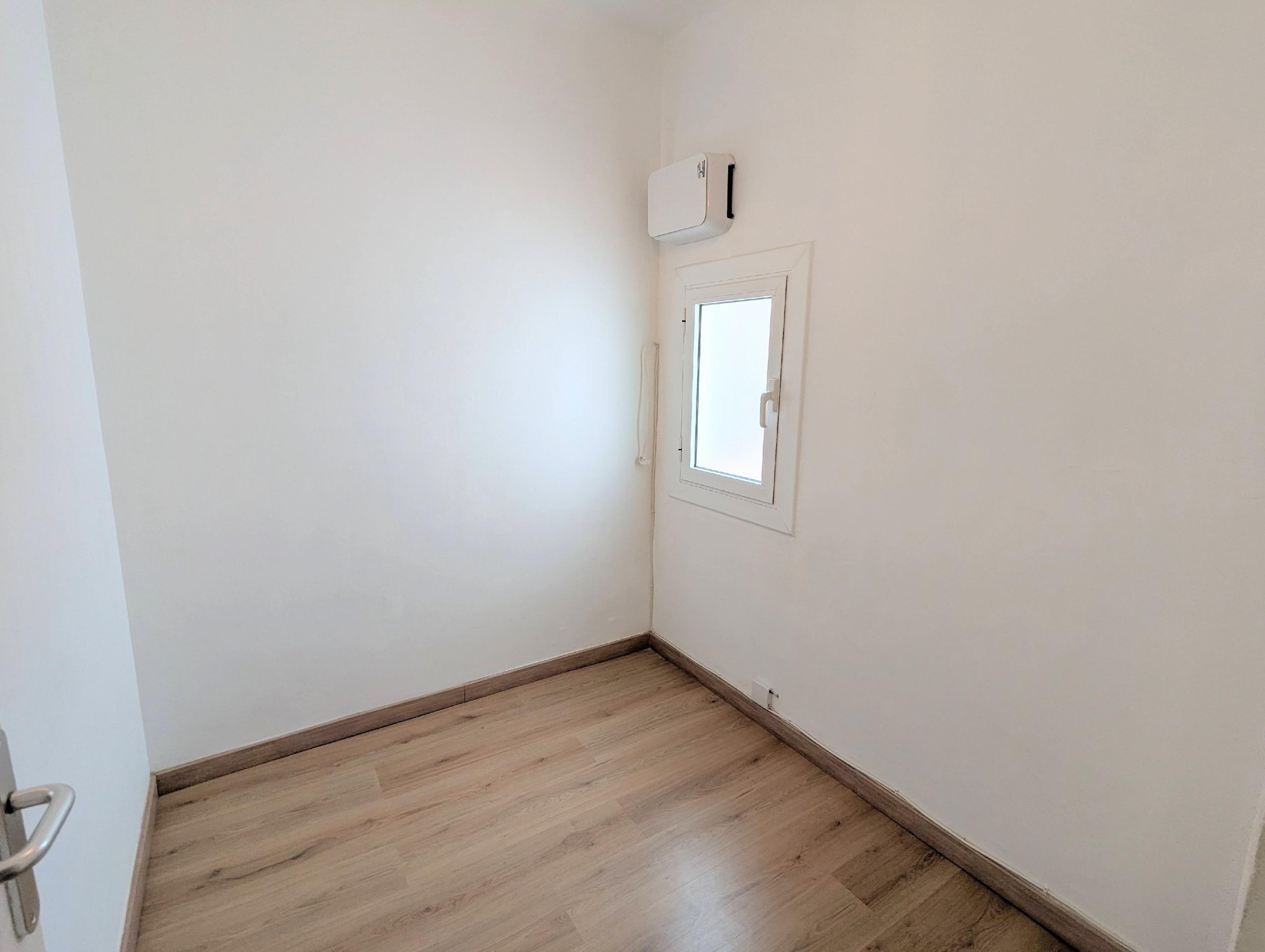 Imagen 6 Piso en venta en Barcelona / Jt. Plaça Gala Placidia
