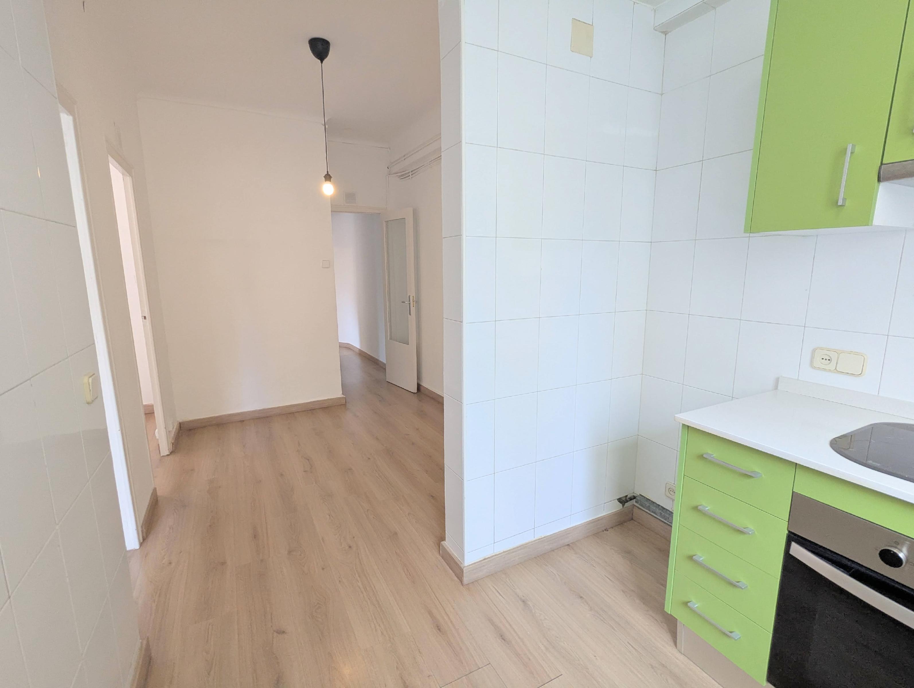Imagen 5 Piso en venta en Barcelona / Jt. Plaça Gala Placidia