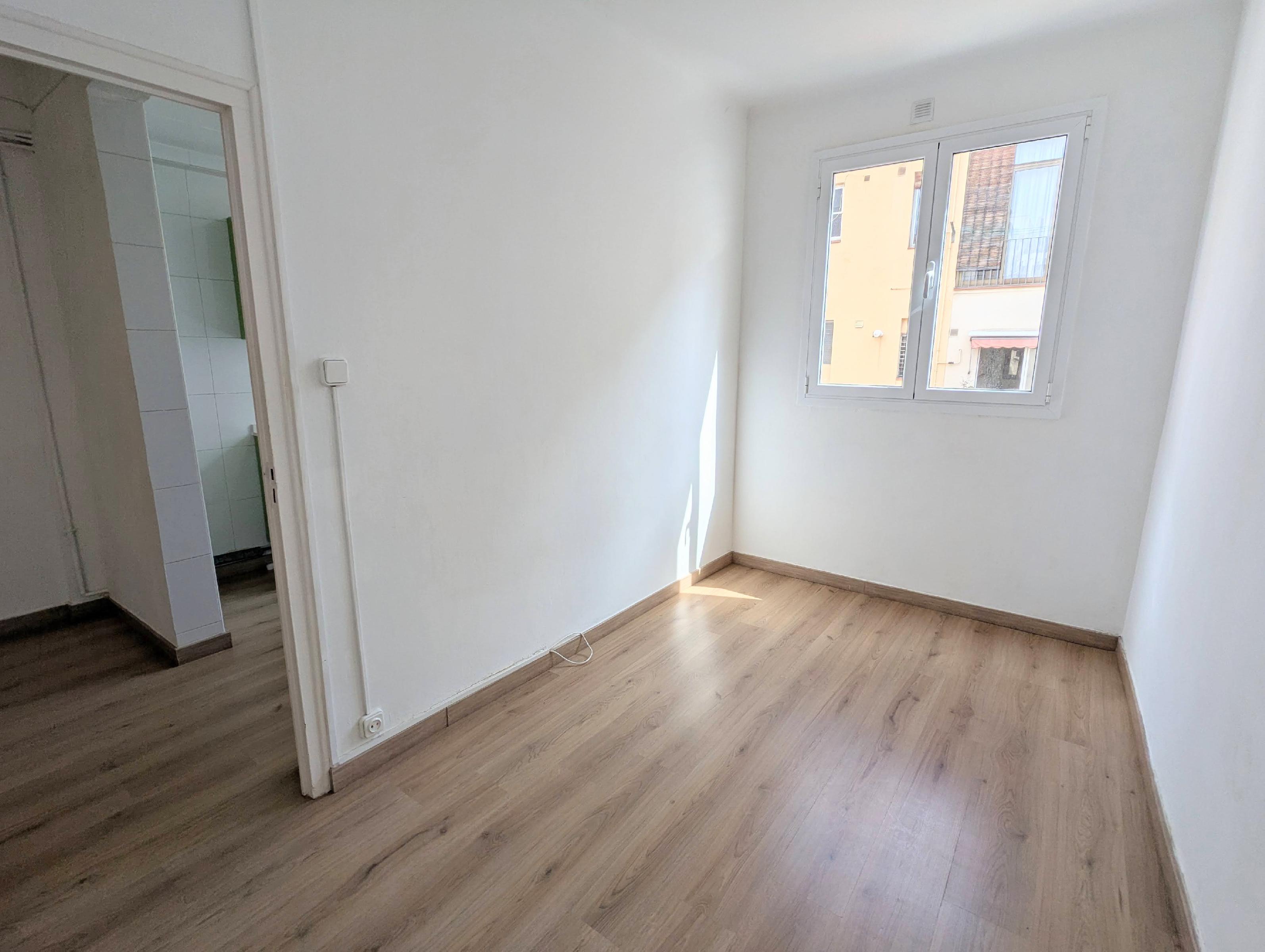 Imagen 7 Piso en venta en Barcelona / Jt. Plaça Gala Placidia