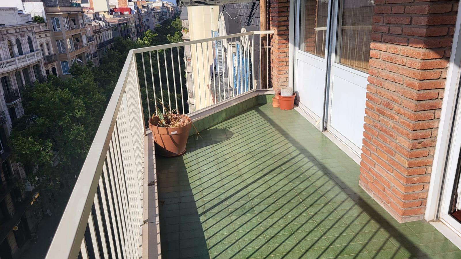 Imagen 2 Piso en venta en Barcelona / Bruc con Corsega 