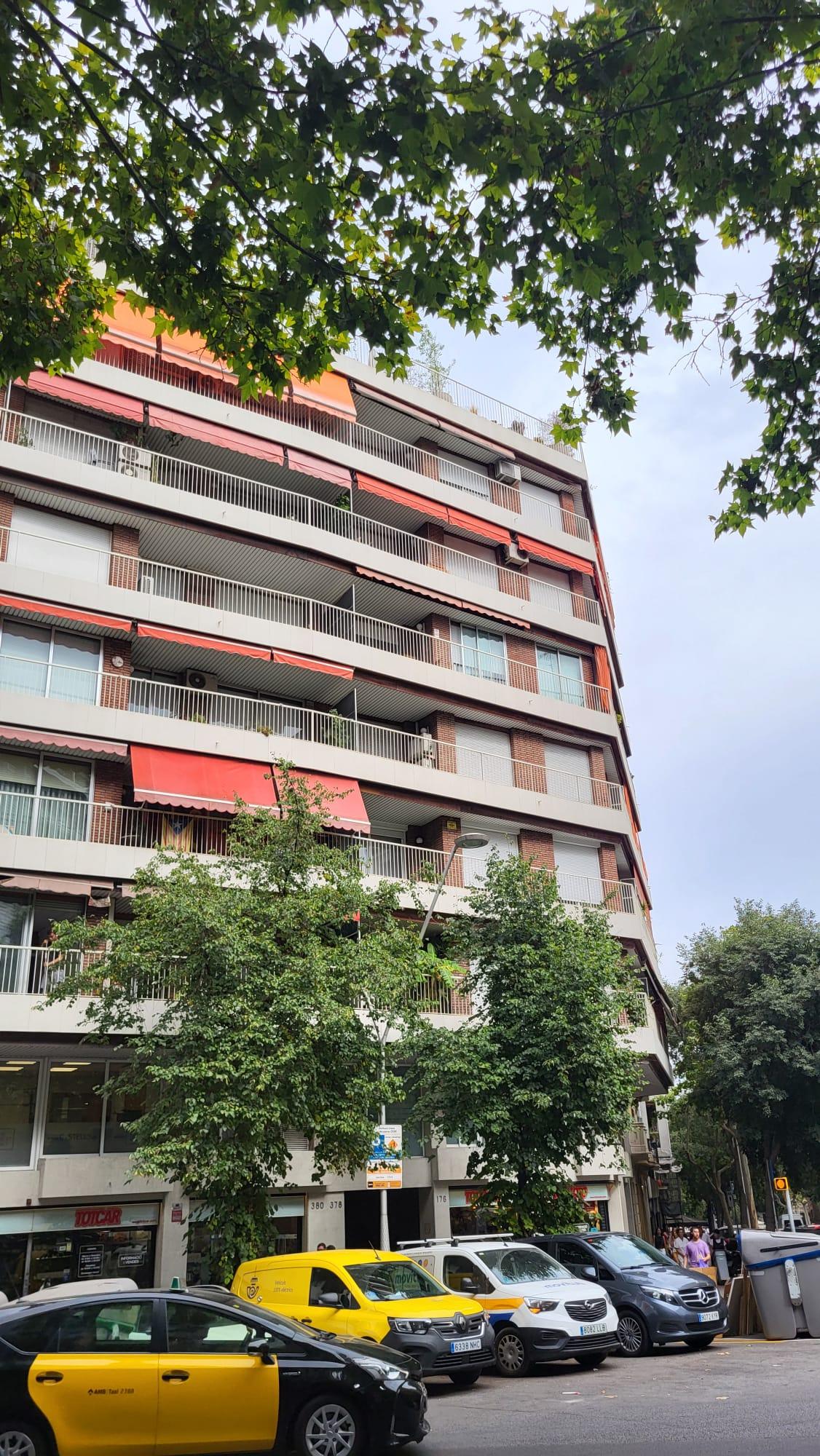 Imagen 3 Piso en venta en Barcelona / Bruc con Corsega 