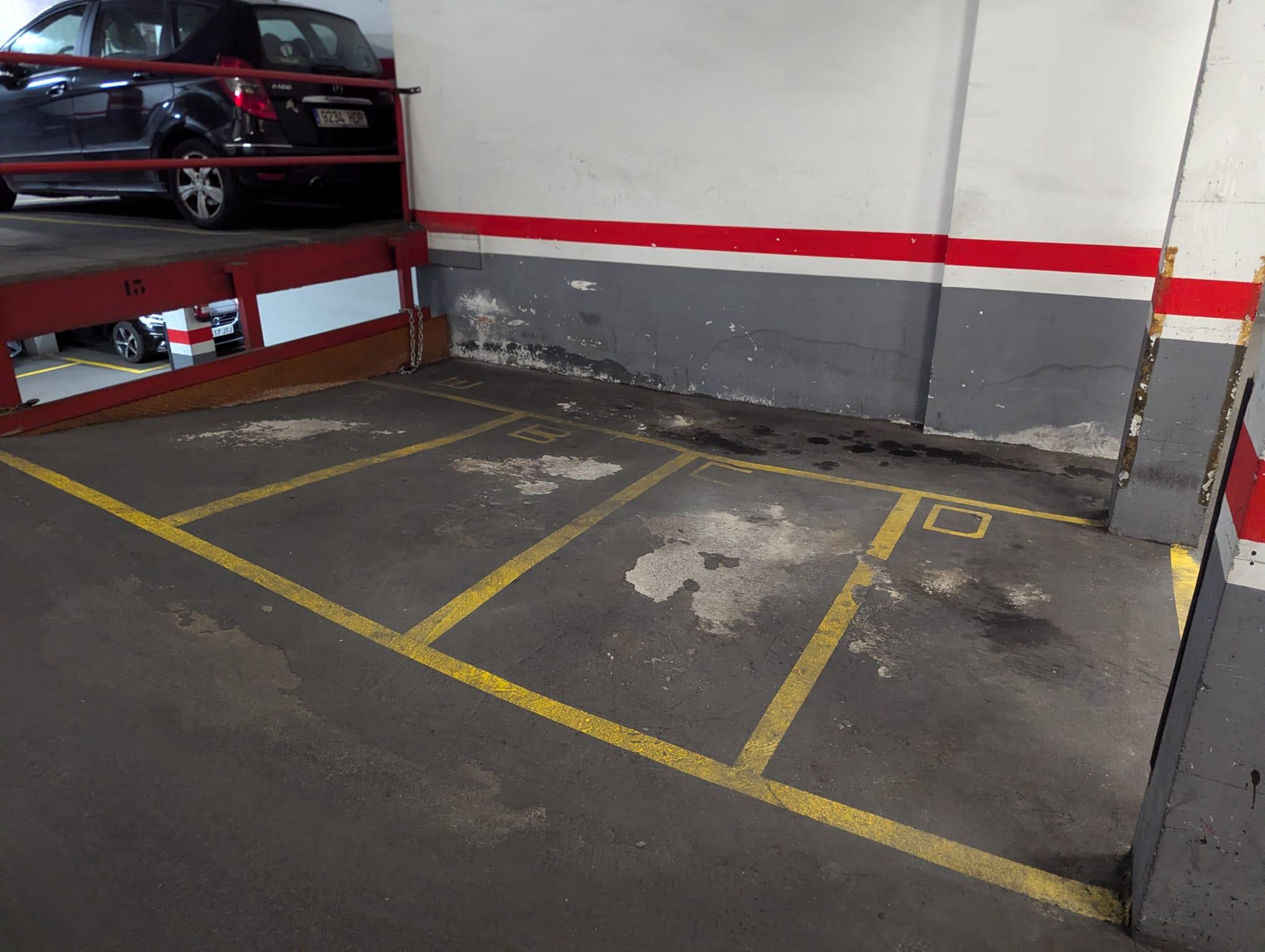 Imagen 5 Parking Coche en venta en Barcelona / Montmany / Encarnació