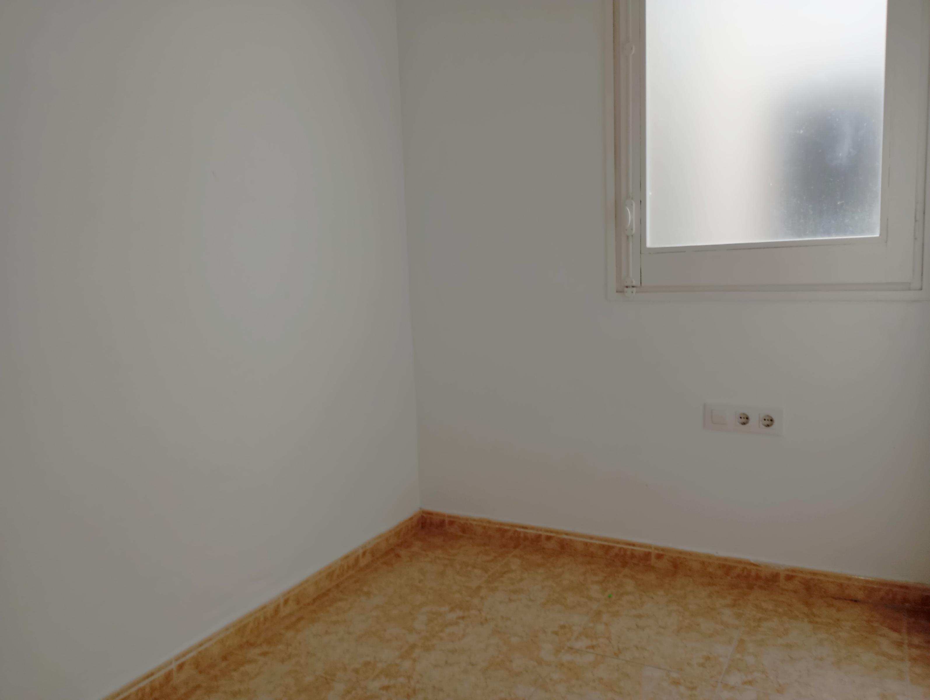 Imagen 12 Piso en venta en Rubí / Muy cerca del Mercat y colegios.