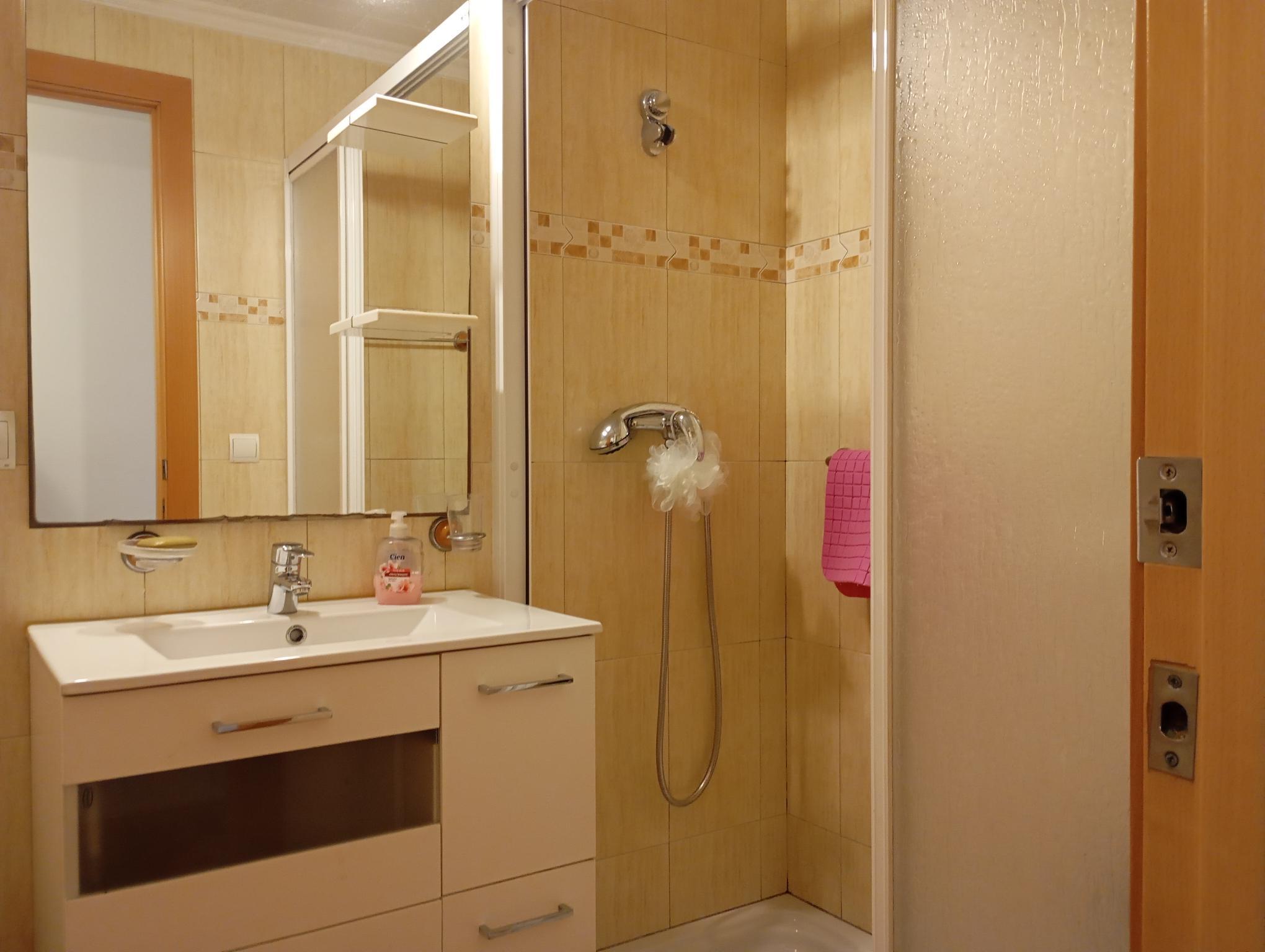 Imagen 9 Piso en venta en Rubí / En el Progreso, muy cerca del Cap.