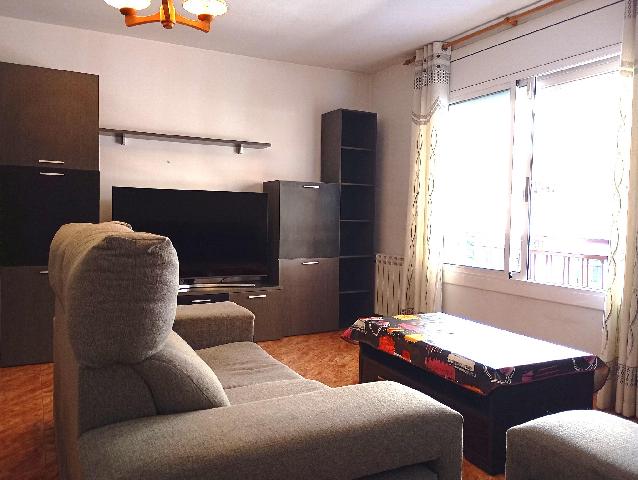 Imagen 2 Inmueble 292681 - Piso en venta en Rubí / En el Progreso, muy cerca del Cap.