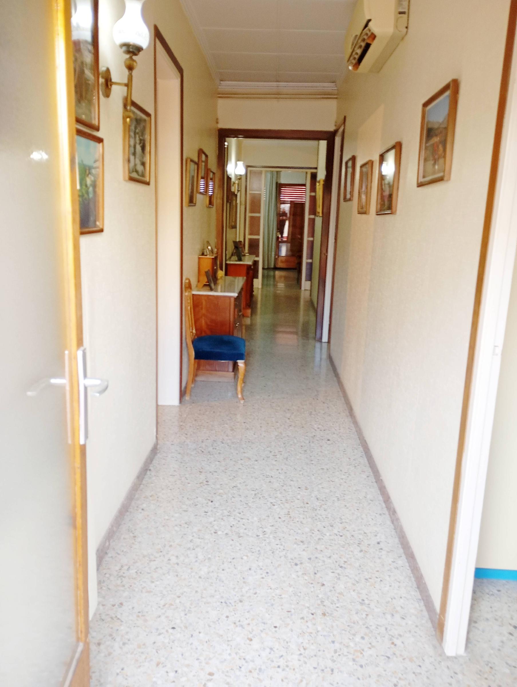 Imagen 18 Casa Adosada en venta en Rubí / Muy cerca del Mercat