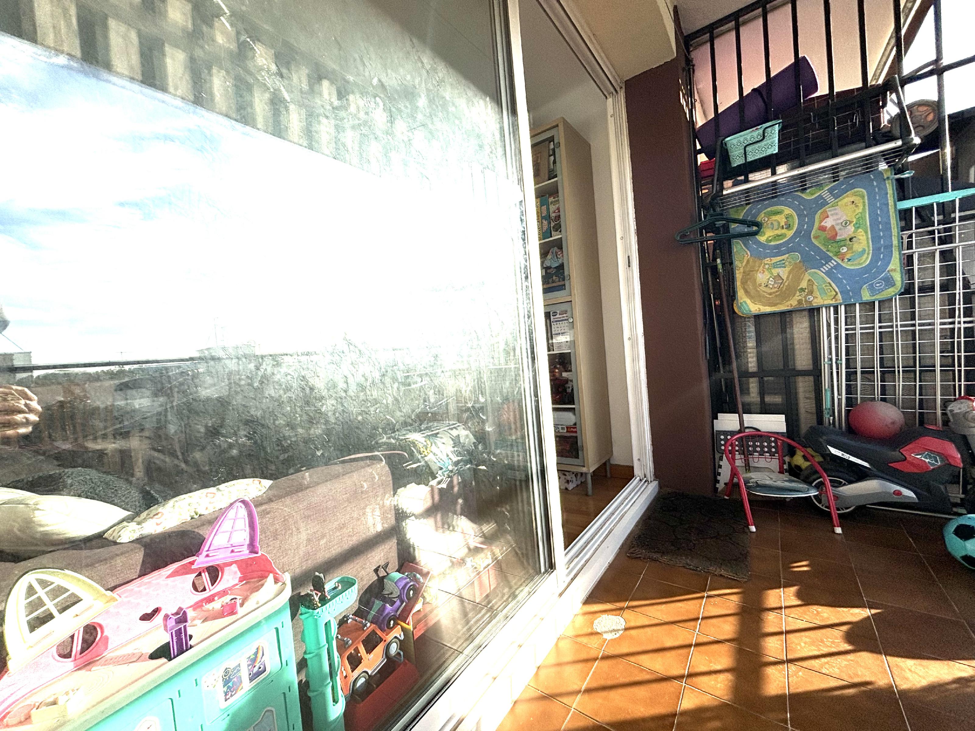 Imagen 2 Piso en venta en Rubí / Plaza Constitución - Les Torres