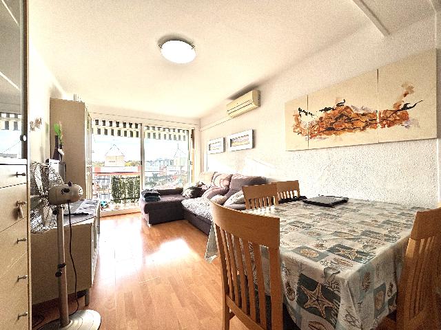 Imagen 1 Inmueble 299406 - Piso en venta en Rubí / Plaza Constitución - Les Torres