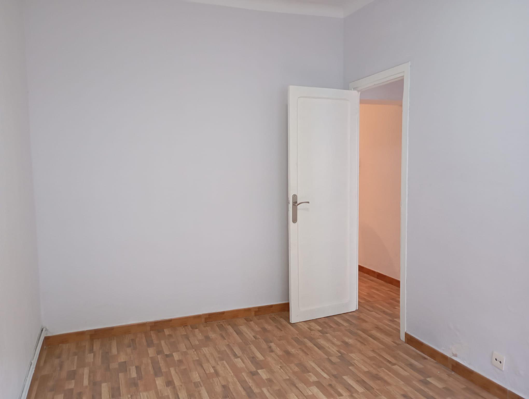 Imagen 3 Planta Baja en venta en Rubí / Muy cerca de supermercados y colegios