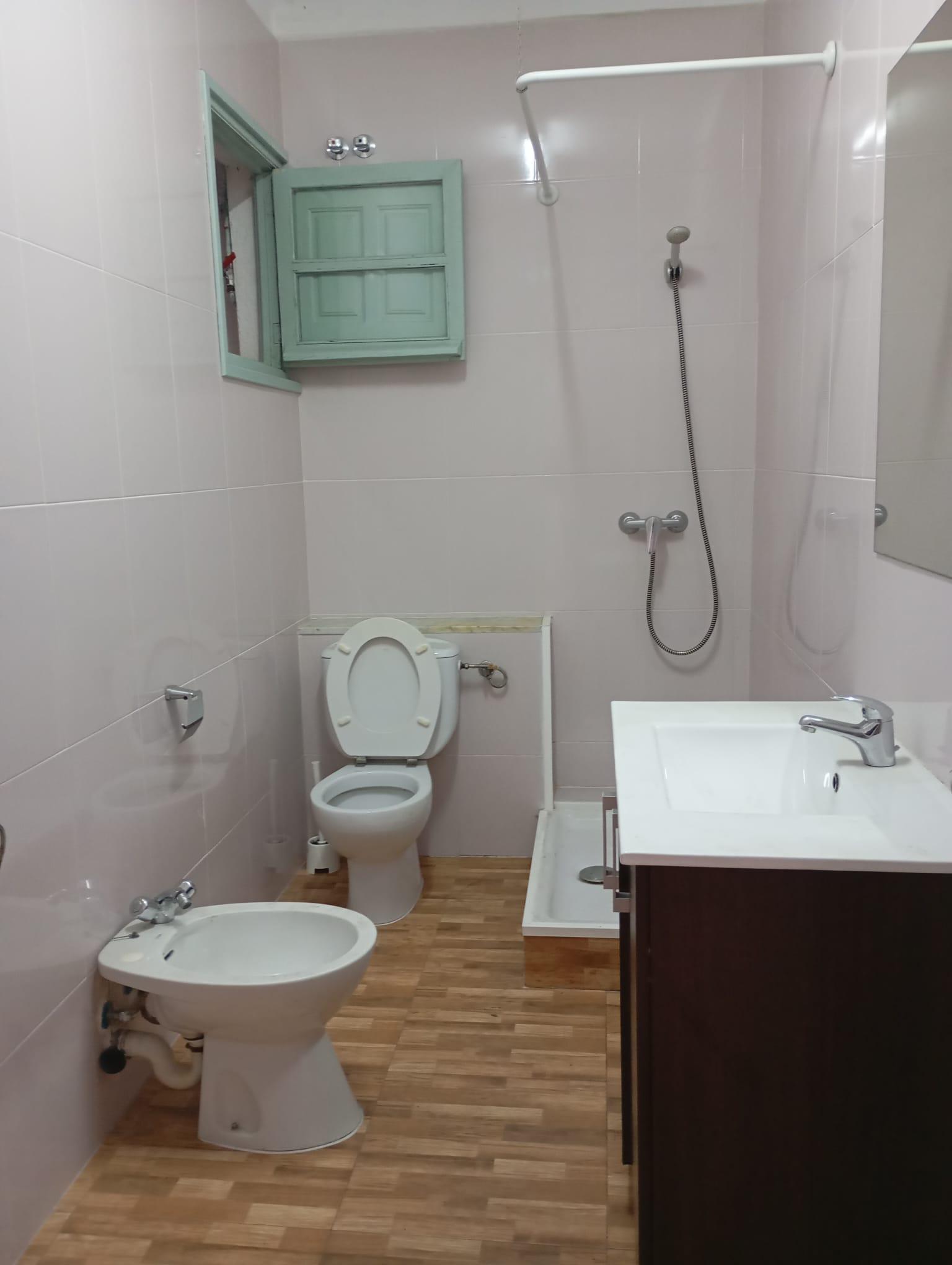 Imagen 6 Planta Baja en venta en Rubí / Muy cerca de supermercados y colegios