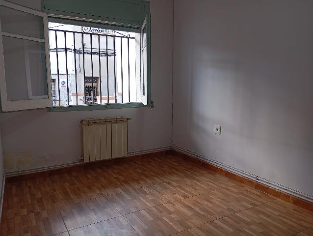 Imagen 7 Inmueble 300289 - Planta Baja en venta en Rubí / Muy cerca de supermercados y colegios