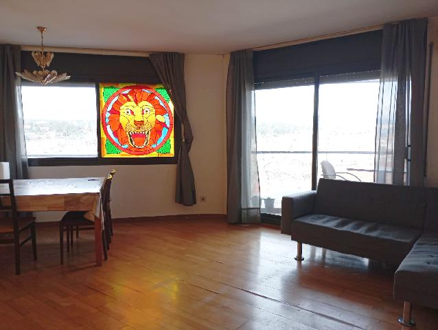 Imagen 3 Inmueble 300579 - Dúplex en venta en Rubí / Al lado Avenida del Estatut,.Ideal ubicación