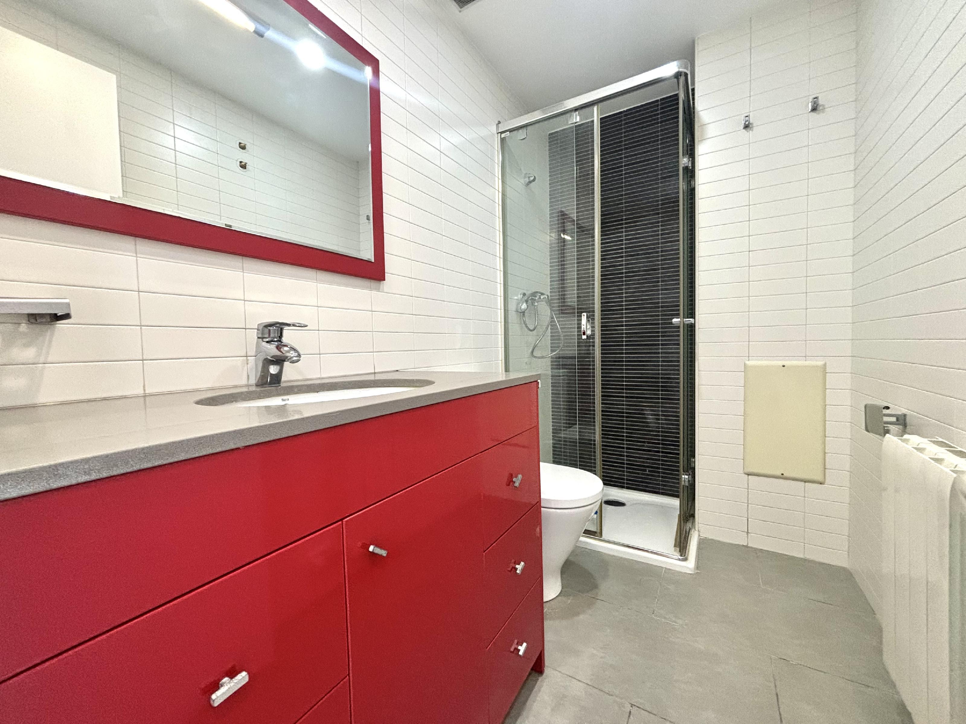Imagen 15 Casa Adosada en venta en Rubí / Ideal - La mejor localizacion de Rubi