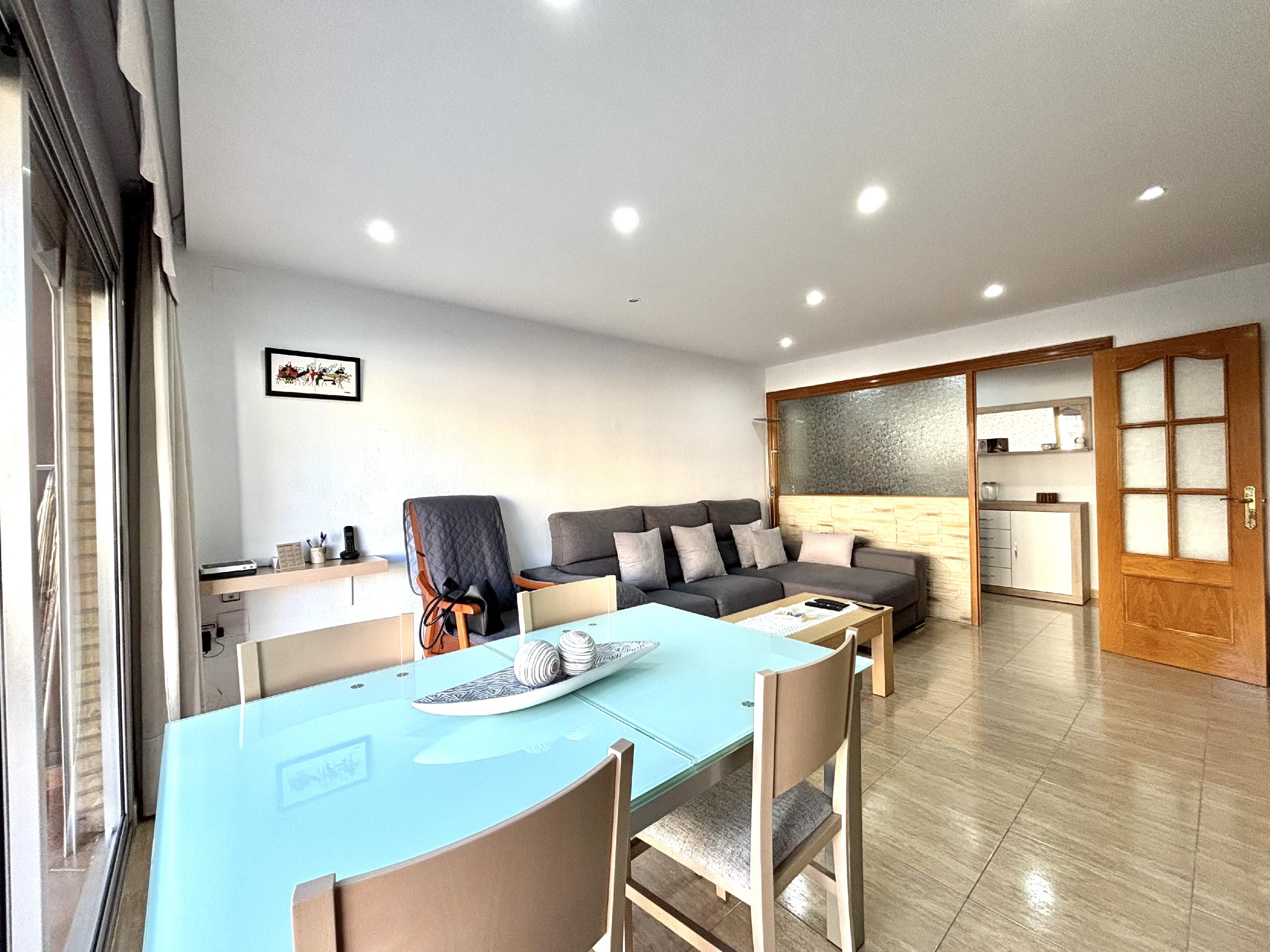 Imagen 2 Piso en venta en Rubí / Plaza Progreso - Zona Mercado