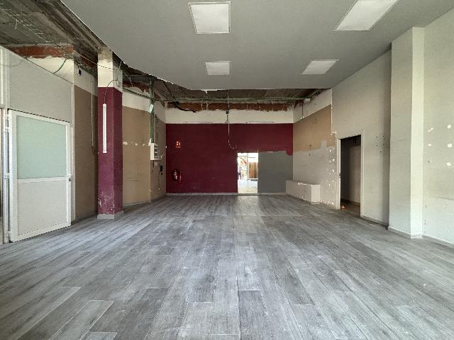 Imagen 1 Inmueble 302504 - Local Comercial en venta en Rubí / Centro - muy cerca del Ayuntamiento