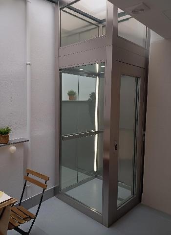 Imagen 19 Inmueble 303003 - Casa Adosada en venta en Rubí / Muy cerca del Mercat y a 10 min. de Ajuntament.Peatonal