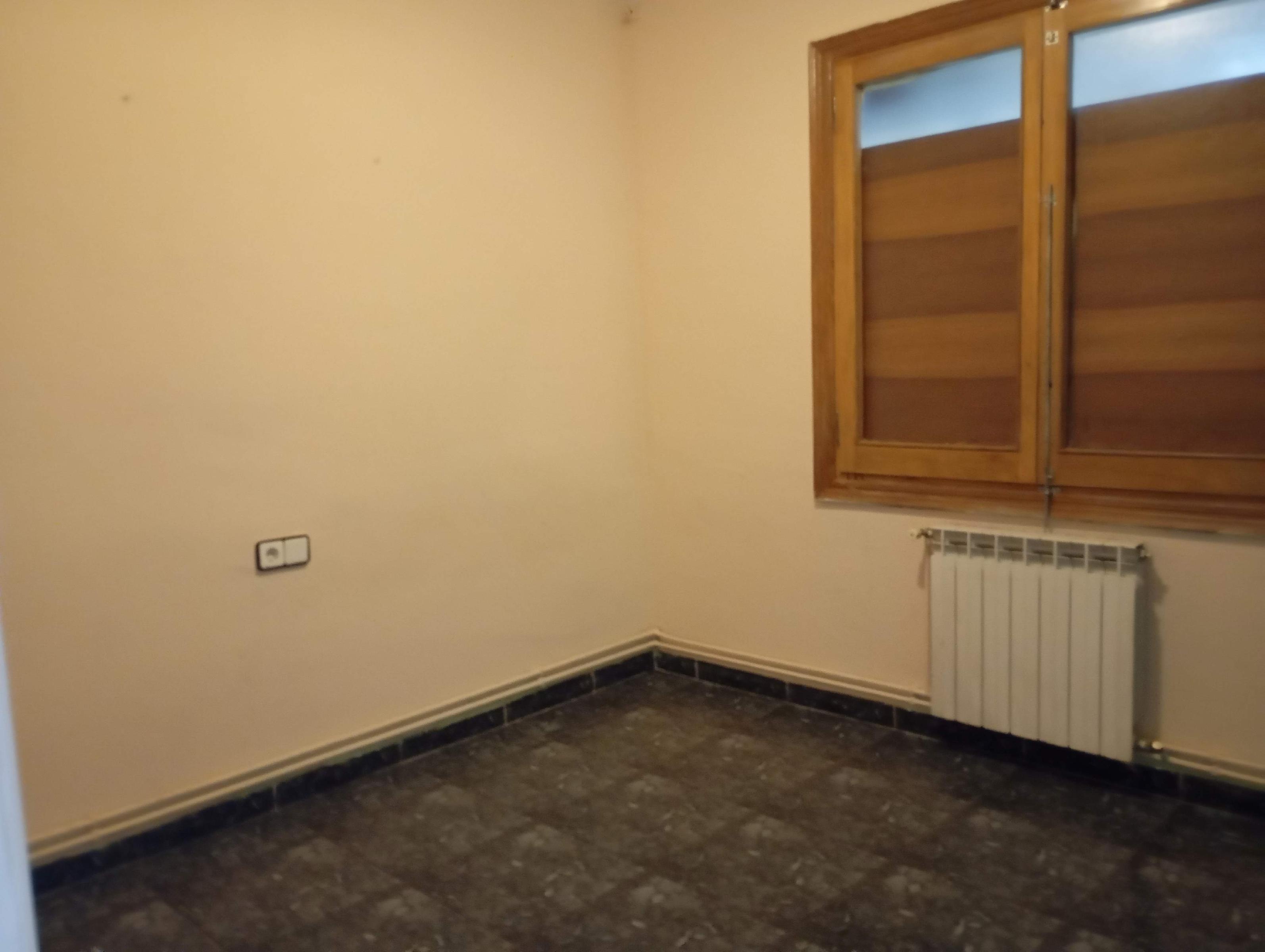 Imagen 10 Piso en venta en Rubí / Muy cerca del Mercat.