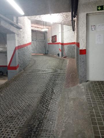 Imagen 4 Inmueble 304713 - Parking Coche en venta en Rubí / Plaza al lado Mercat