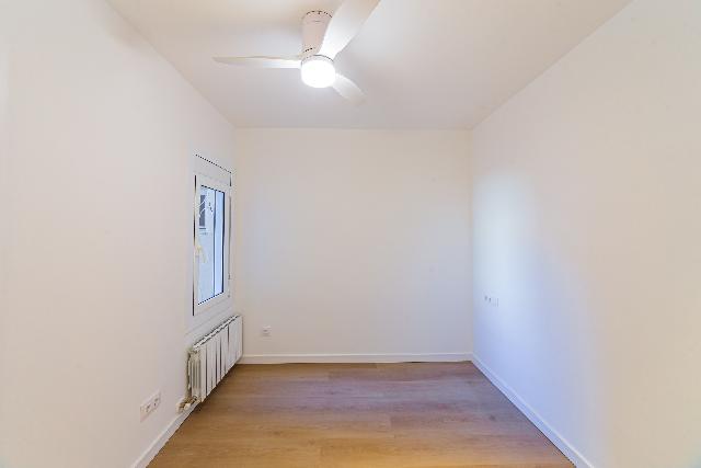 Imagen 18 Inmueble 296748 - Piso en venta en Barcelona / Plaça Dr. Modrego - Felip ll