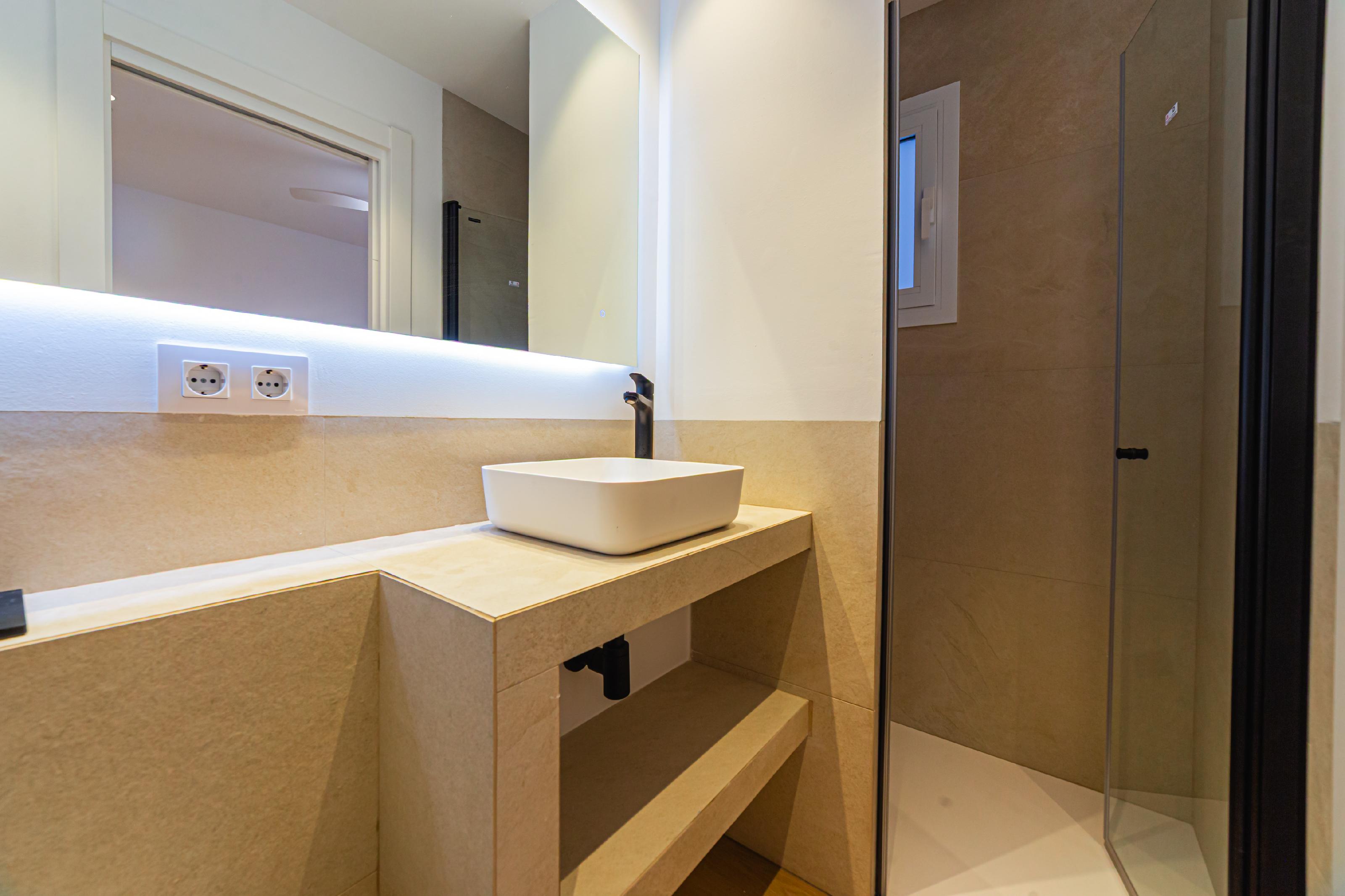 Imagen 16 Piso en venta en Barcelona / Plaça Dr. Modrego - Felip ll