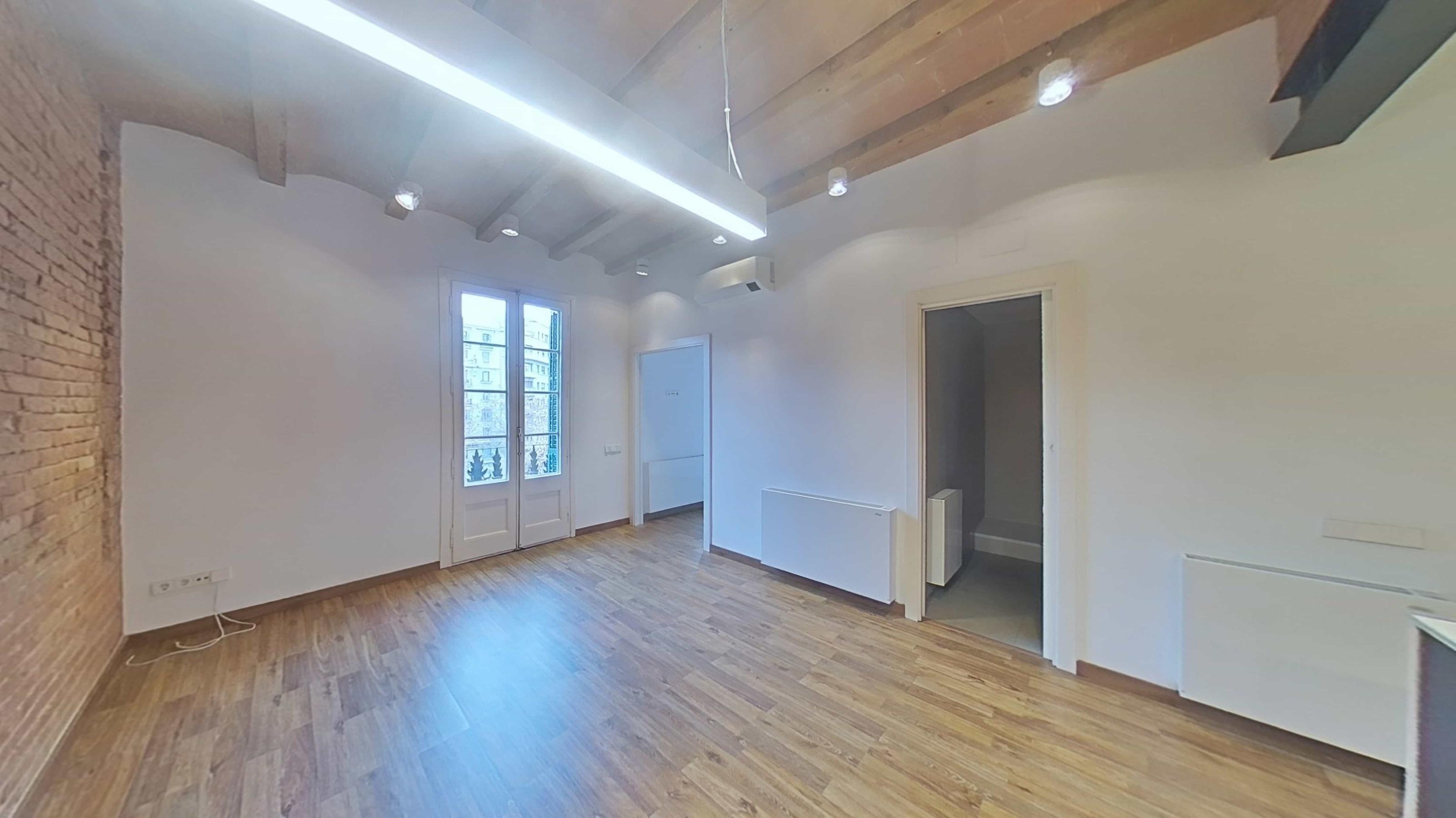 Imagen 9 Piso en venta en Barcelona / Entença - Paral.lel