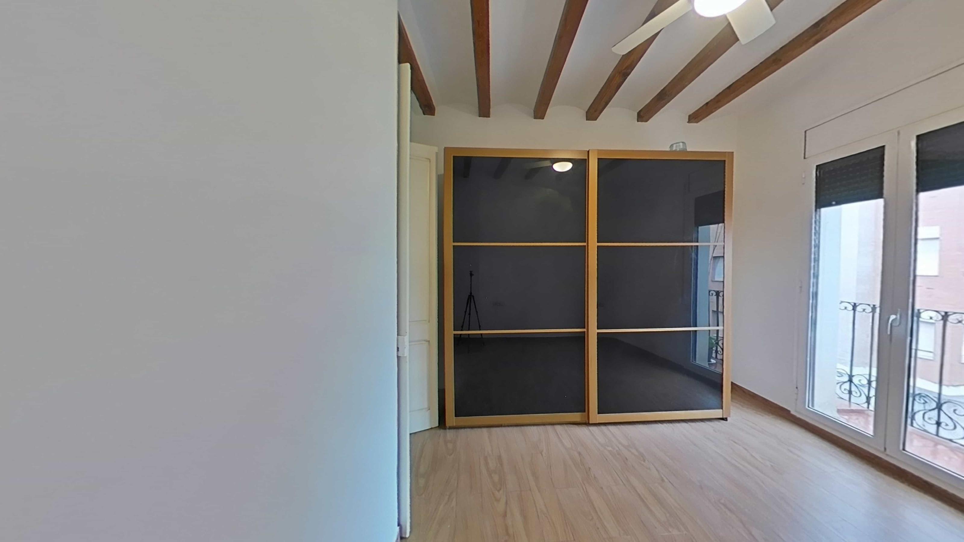 Imagen 7 Piso en venta en Barcelona / Calle Muntanya - Besalu