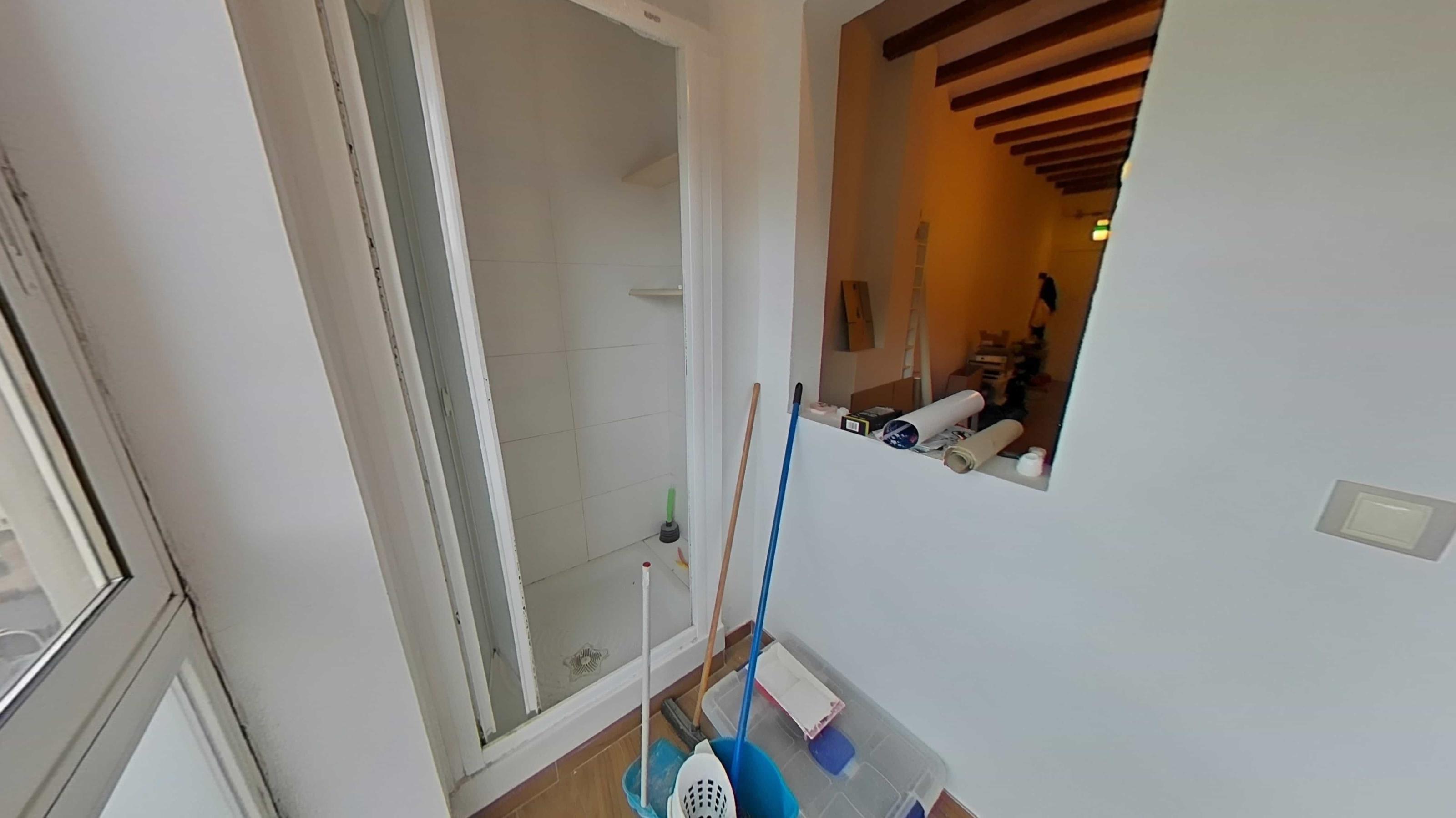 Imagen 31 Piso en venta en Barcelona / Calle Muntanya - Besalu