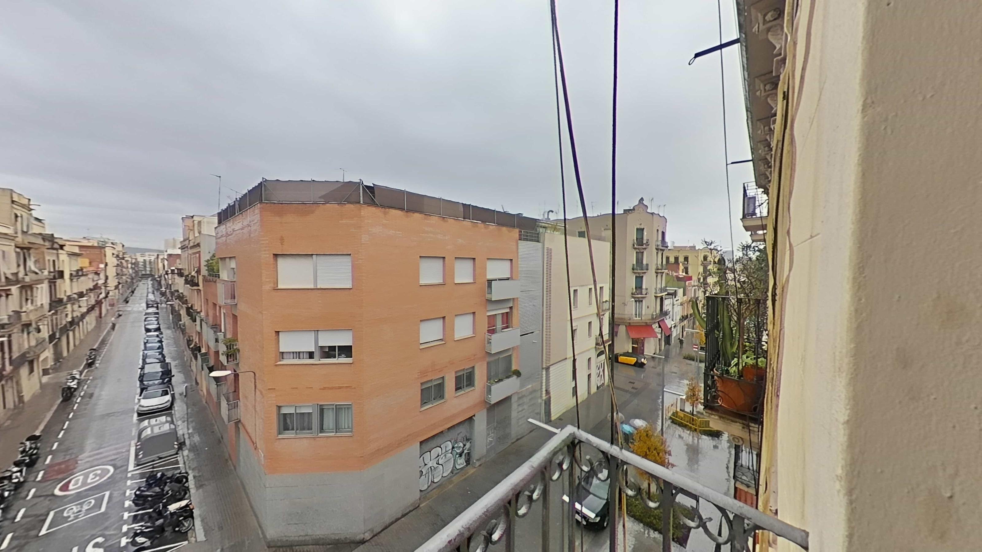 Imagen 10 Piso en venta en Barcelona / Calle Muntanya - Besalu