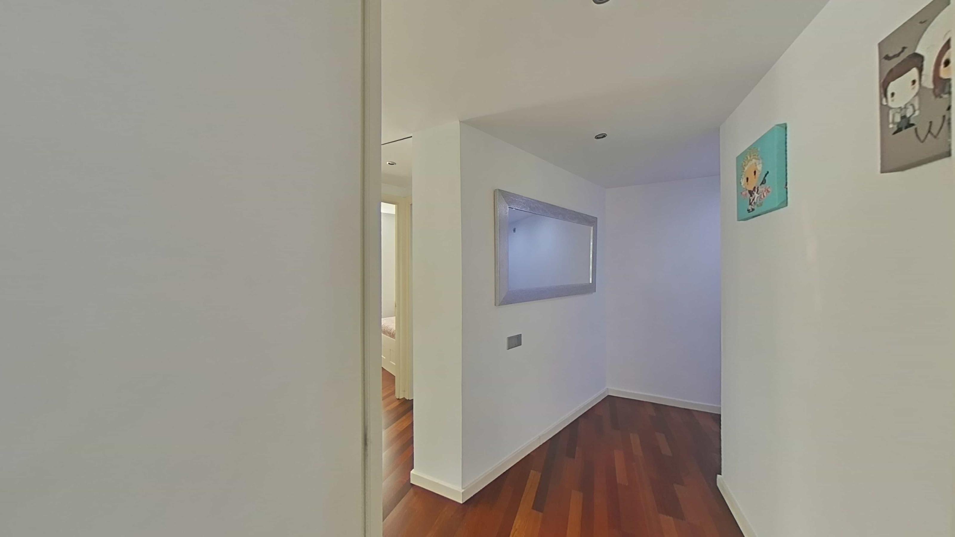 Imagen 16 Piso en venta en Barcelona / Dr. Aiguader - Pg Joan de Borbó