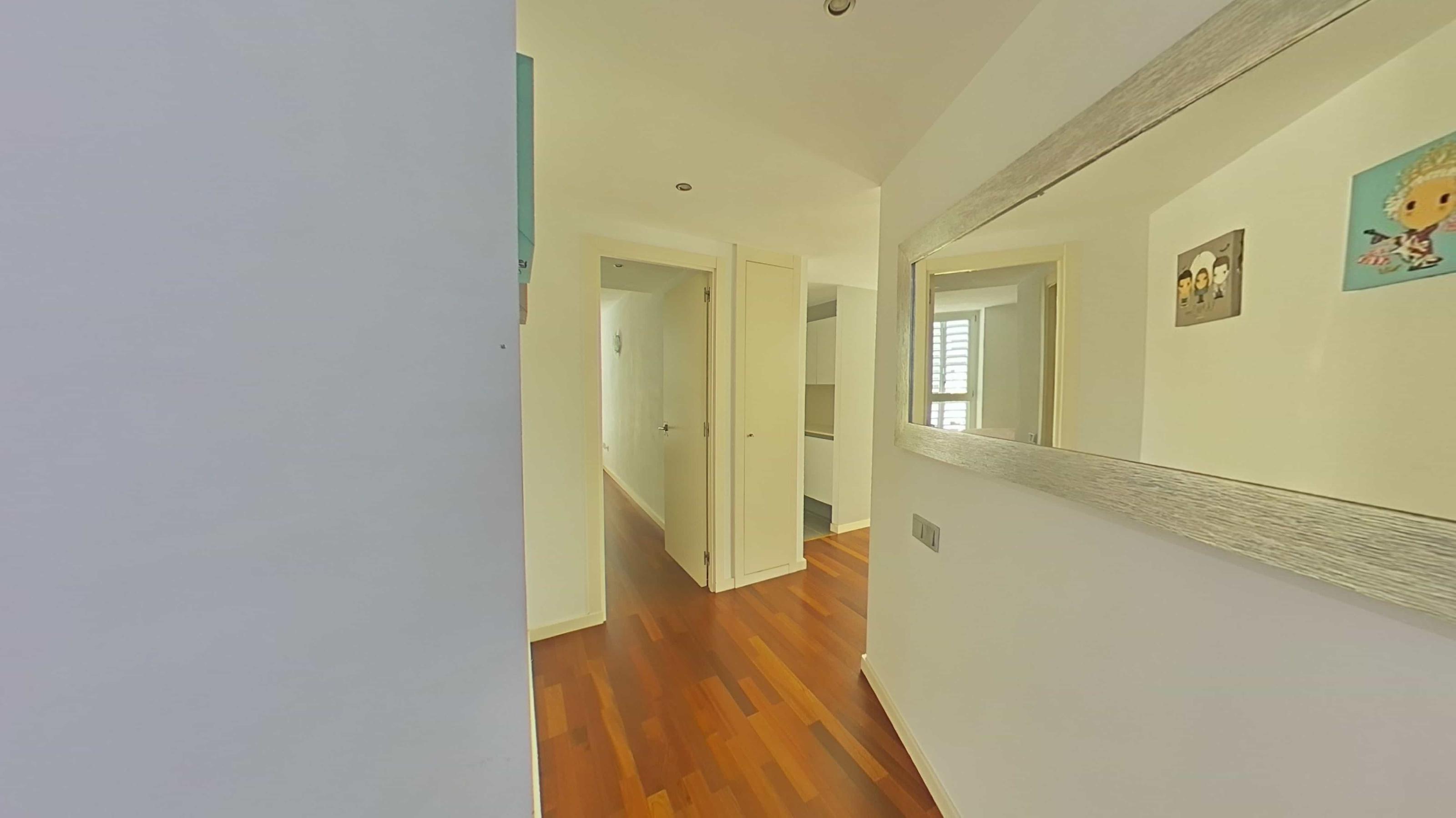 Imagen 11 Piso en venta en Barcelona / Dr. Aiguader - Pg Joan de Borbó