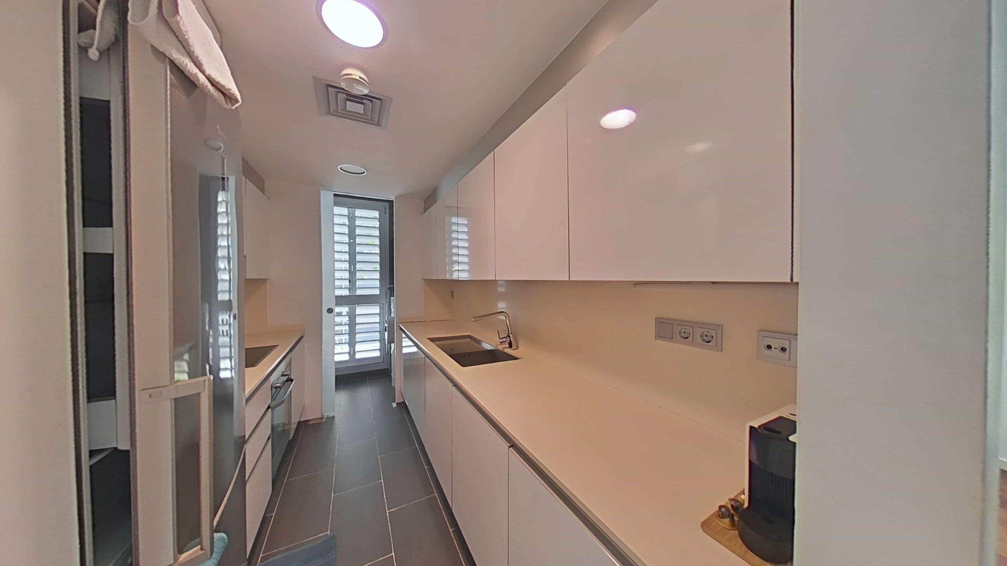 Imagen 36 Piso en venta en Barcelona / Dr. Aiguader - Pg Joan de Borbó