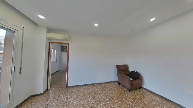 Imagen 11 Inmueble 299722 - Piso en venta en Barcelona / Manigua - Passeig Maragall