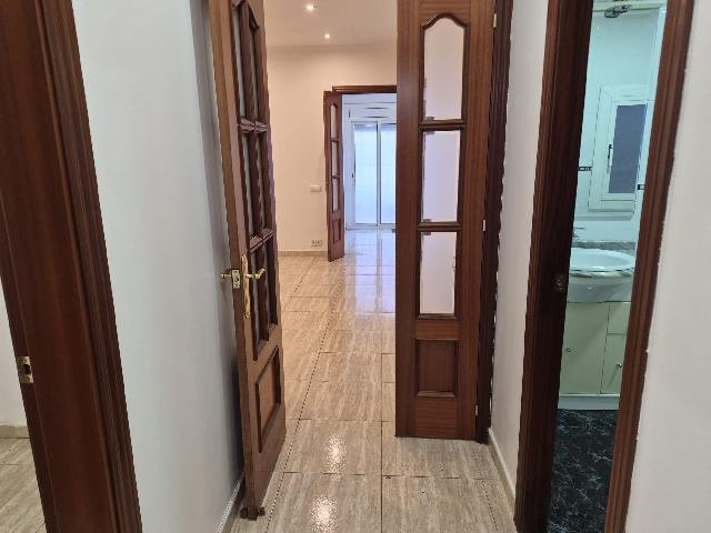 Imagen 16 Inmueble 300217 - Casa Pareada en venta en Hospitalet De Llobregat (L´) / Hospitalet de Llobregat - Centro (...