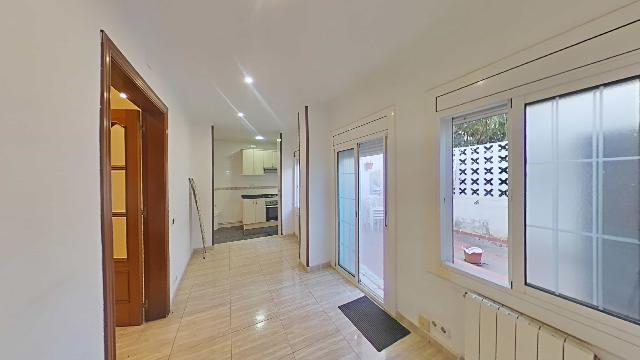 Imagen 45 Inmueble 300394 - Planta Baja en venta en Hospitalet De Llobregat (L´) / Hospitalet de Llogregat - Centro 