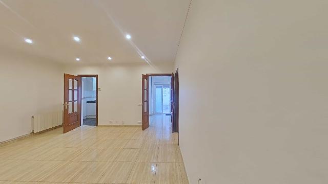 Imagen 34 Inmueble 300394 - Planta Baja en venta en Hospitalet De Llobregat (L´) / Hospitalet de Llogregat - Centro 