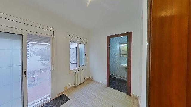 Imagen 42 Inmueble 300394 - Planta Baja en venta en Hospitalet De Llobregat (L´) / Hospitalet de Llogregat - Centro 