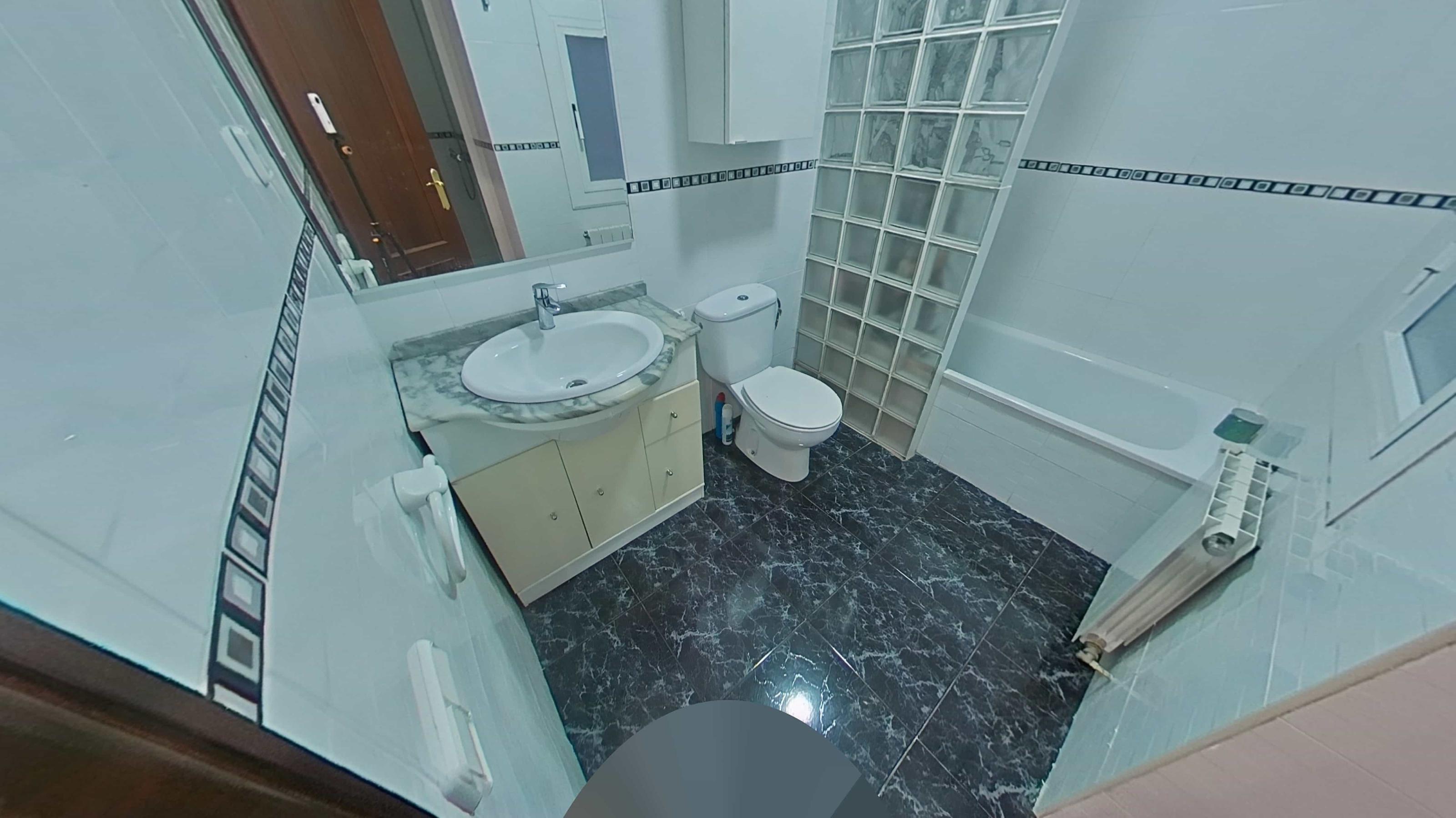 Imagen 28 Planta Baja en venta en Hospitalet De Llobregat L´ / Hospitalet de Llogregat - Centro 