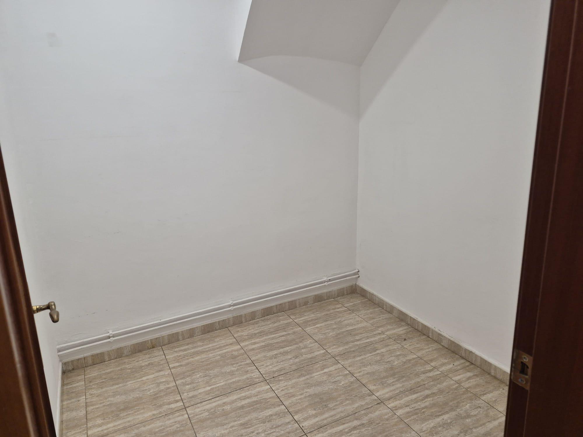 Imagen 23 Planta Baja en venta en Hospitalet De Llobregat L´ / Hospitalet de Llogregat - Centro 