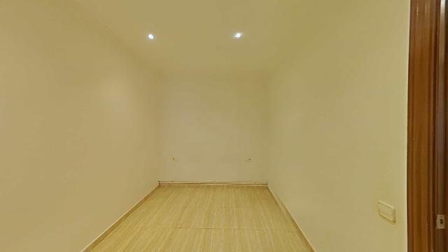 Imagen 40 Inmueble 300394 - Planta Baja en venta en Hospitalet De Llobregat (L´) / Hospitalet de Llogregat - Centro 