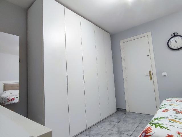 Imagen 10 Inmueble 300517 - Piso en venta en Barcelona / Passatge Ros - metro Teixonera