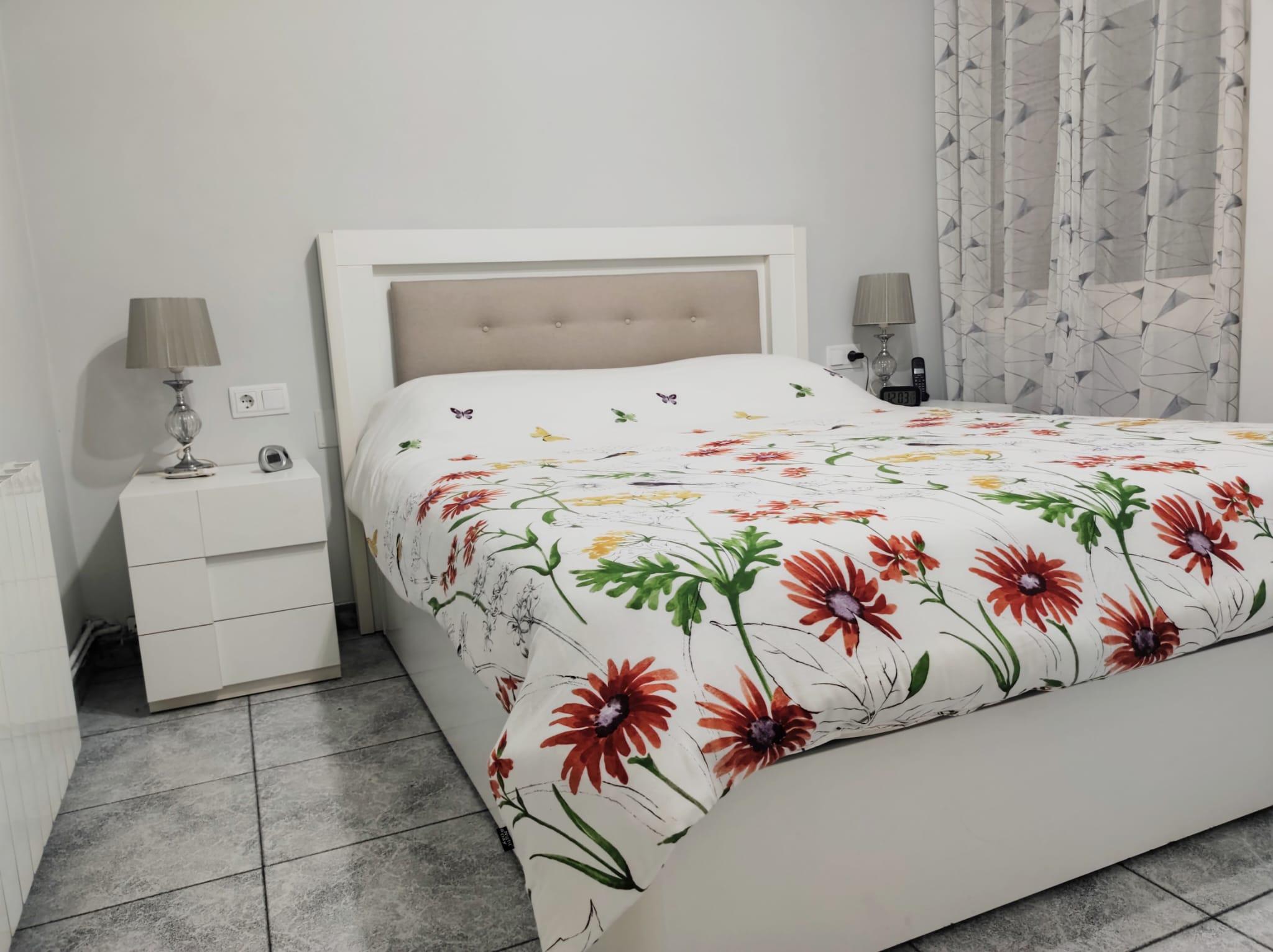 Imagen 12 Piso en venta en Barcelona / Passatge Ros - metro Teixonera