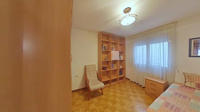 Imagen 42 Inmueble 300914 - Piso en venta en Santa Coloma De Gramenet / Plaça Pau Casals