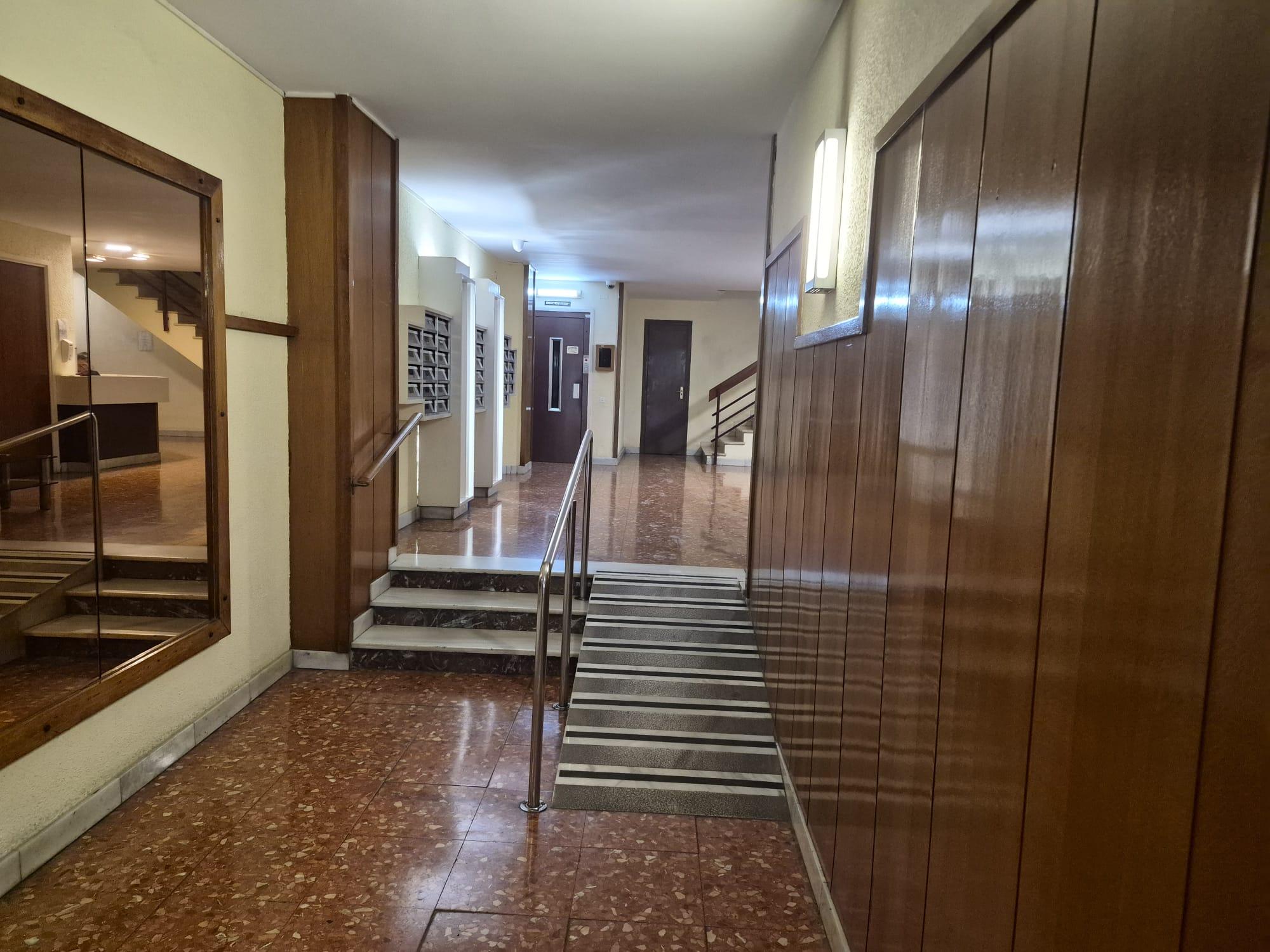 Imagen 2 Loft en venta en Barcelona / Floridablanca - Viladomat