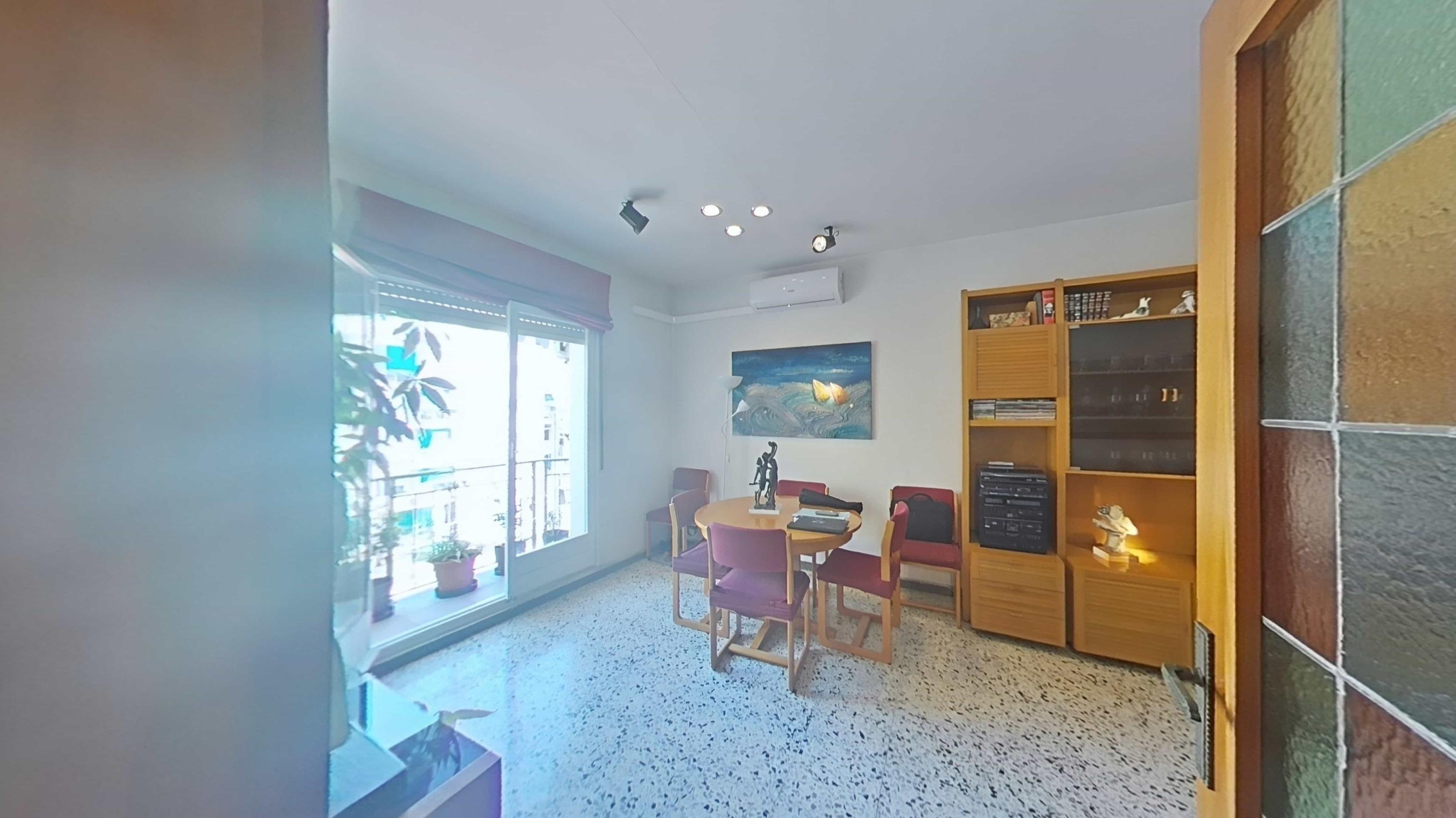 Imagen 26 Piso en venta en Barcelona / Garcilaso - Felip II