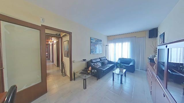 Imagen 1 Inmueble 304824 - Piso en venta en Barcelona / Riera de St Andreu