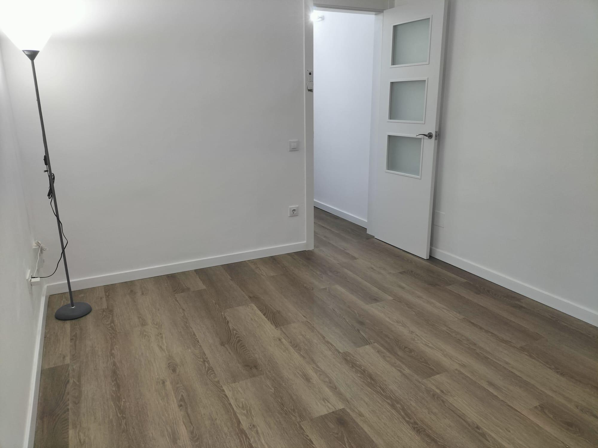 Imagen 10 Piso en venta en Barcelona / Xiprer - Escornalbou